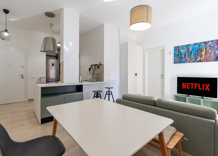 Гостевой дом Hill - T5 - 11 4*