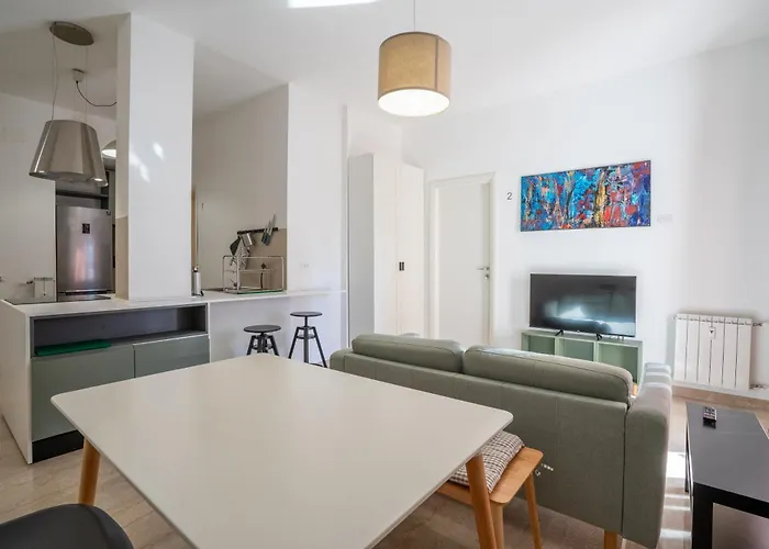 Гостевой дом Hill - T5 - 11 4*